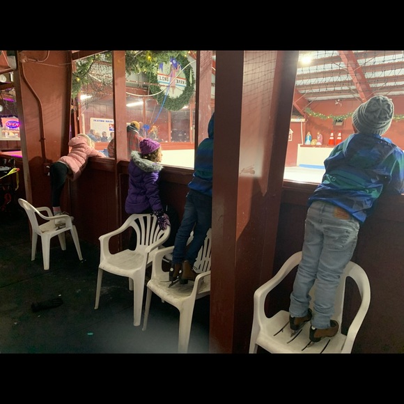 Meet your Posher, Meagan - Picture 2 of 11